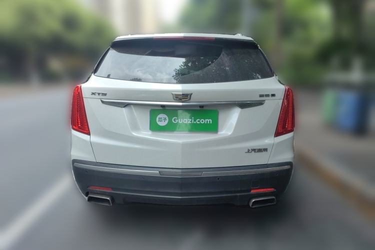 Used Cadillac XT5 2018 25T Luxury Model Rear
