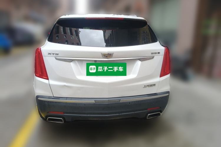 Used Cadillac XT5 2018 25T Luxury Model Rear