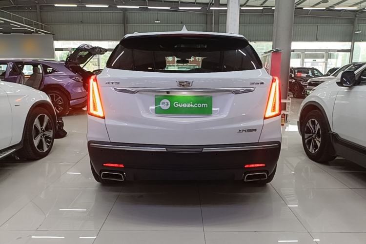 Used Cadillac XT5 2018 25T Luxury Model Rear
