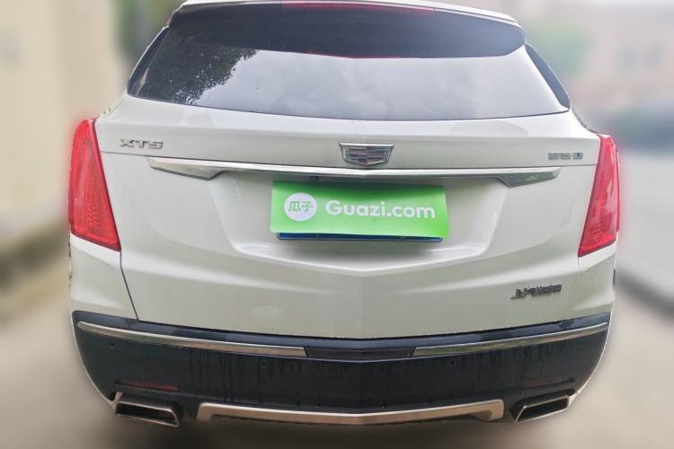 Used Cadillac XT5 2018 25T Luxury Model Rear