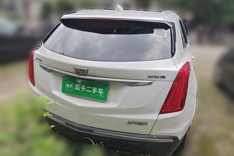 Used Cadillac XT5 2018 25T Luxury Model Rear