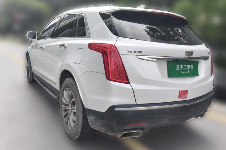 Used Cadillac XT5 2018 25T Luxury Model Rear Left 45 Deg