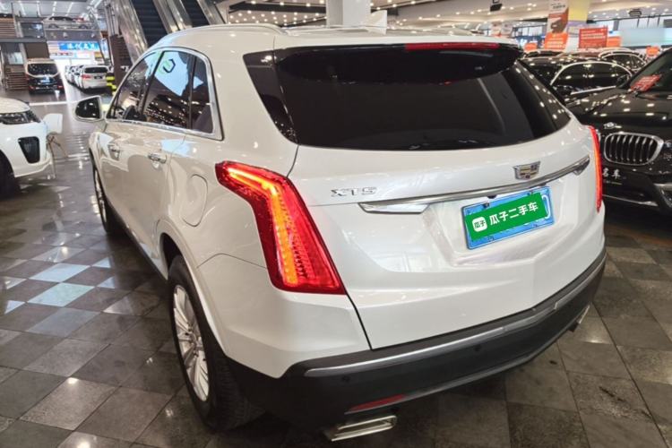 Used Cadillac XT5 2018 25T Tech Model Rear Left 45 Deg