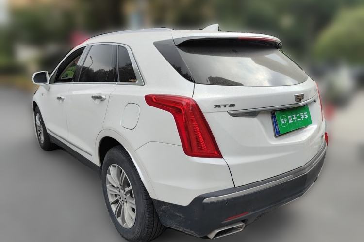 Used Cadillac XT5 2018 25T Luxury Model Rear Left 45 Deg