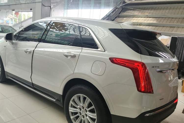 Used Cadillac XT5 2018 28E Four-Wheel Drive Tech Version Rear Left 45 Deg