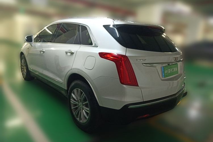 Used Cadillac XT5 2018 25T Luxury Model Rear Left 45 Deg