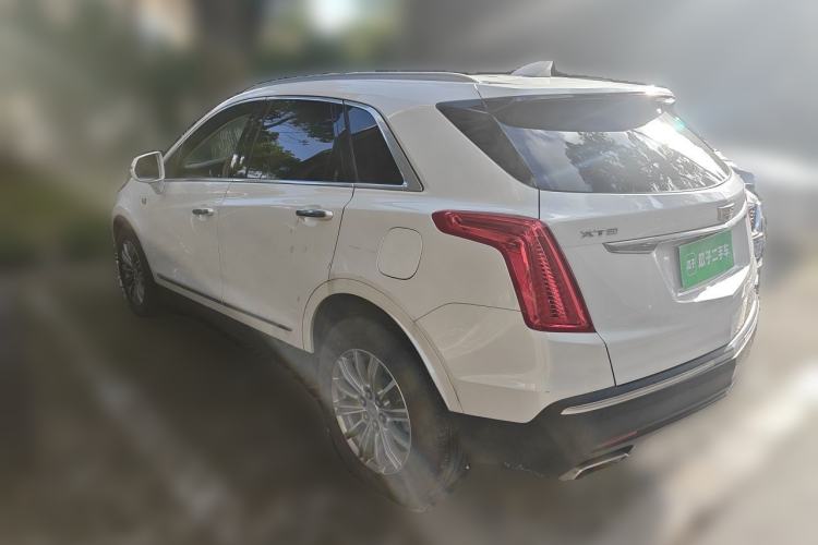 Used Cadillac XT5 2018 25T Luxury Model Rear Left 45 Deg