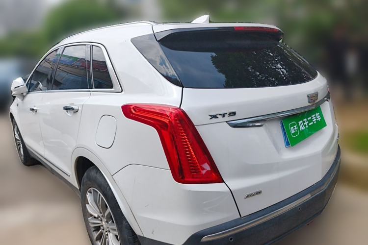Used Cadillac XT5 2018 28T Four-Wheel Drive Luxury Model Rear Left 45 Deg