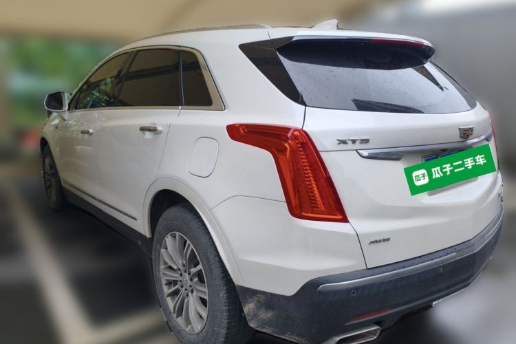 Used Cadillac XT5 2018 28T Four-Wheel Drive Luxury Model Rear Left 45 Deg