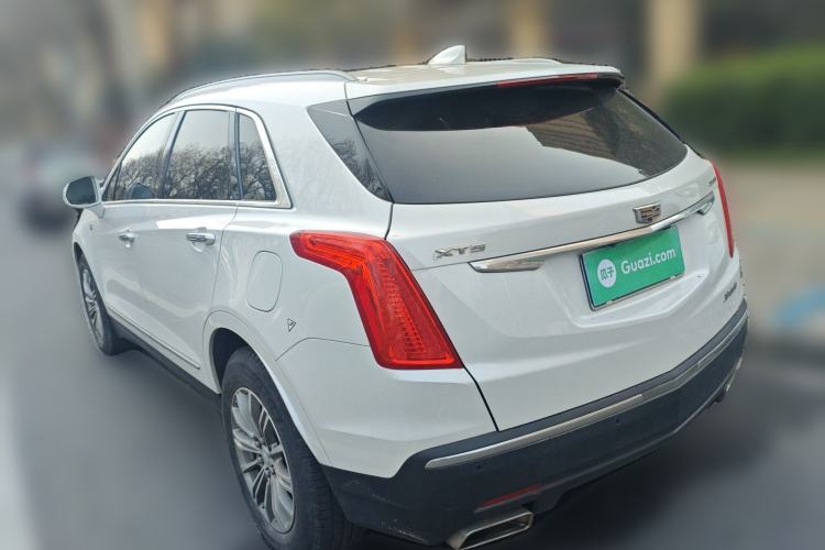 Used Cadillac XT5 2018 25T Luxury Model Rear Left 45 Deg