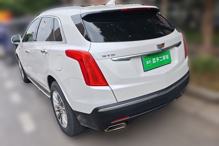 Used Cadillac XT5 2018 25T Luxury Model Rear Left 45 Deg