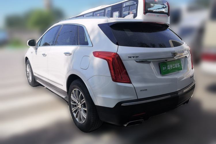 Used Cadillac XT5 2018 28T Four-Wheel Drive Luxury Model Rear Left 45 Deg