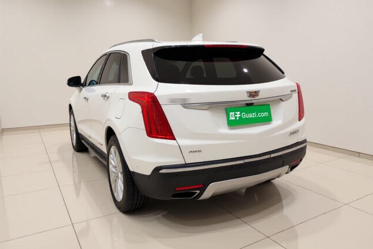 Used Cadillac XT5 2018 28E 4x4 Platinum Edition Rear Left 45 Deg