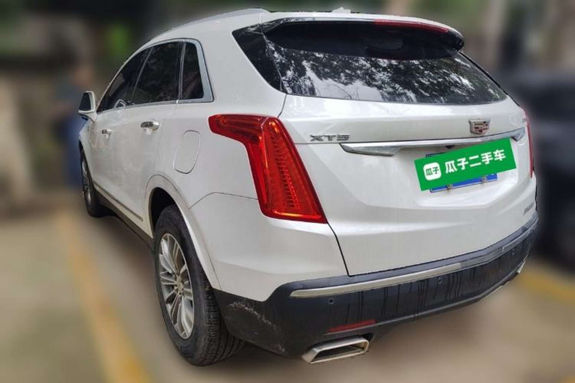 Used Cadillac XT5 2018 25T Luxury Model Rear Left 45 Deg