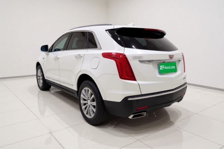 Used Cadillac XT5 2018 25T Luxury Model Rear Left 45 Deg