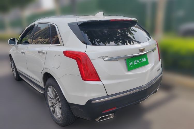 Used Cadillac XT5 2018 25T Luxury Model Rear Left 45 Deg