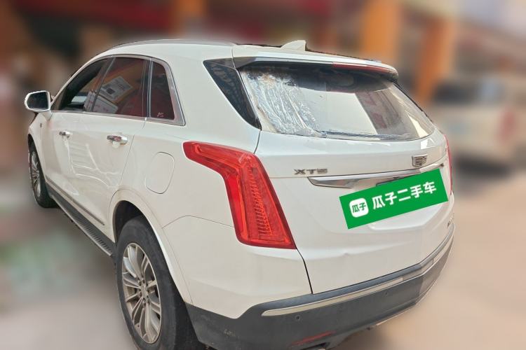 Used Cadillac XT5 2018 25T Luxury Model Rear Left 45 Deg