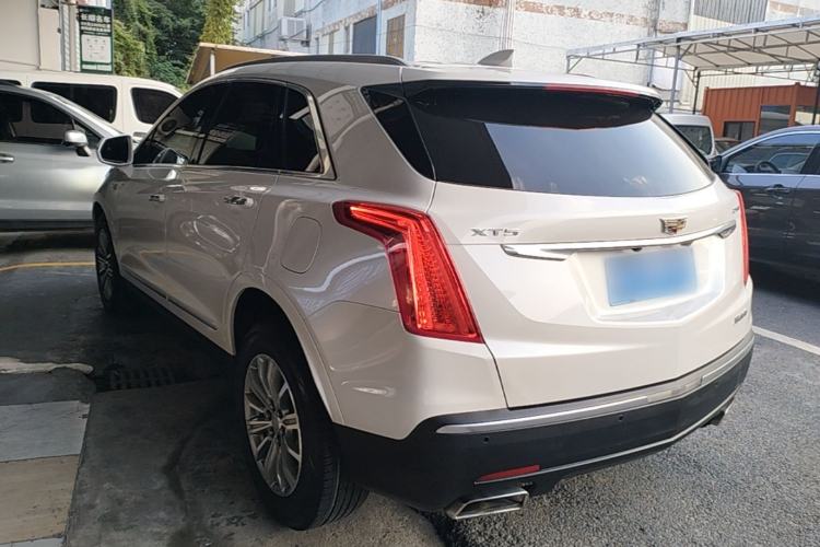 Used Cadillac XT5 2018 25T Luxury Model Rear Left 45 Deg