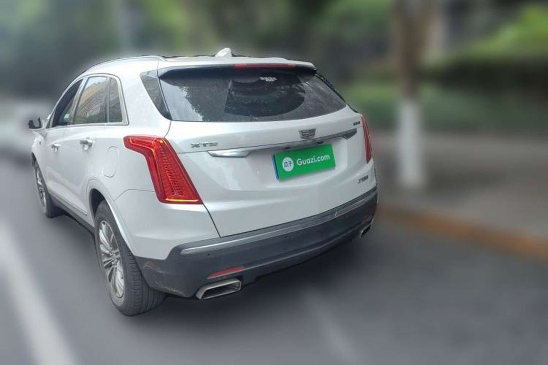 Used Cadillac XT5 2018 25T Luxury Model Rear Left 45 Deg