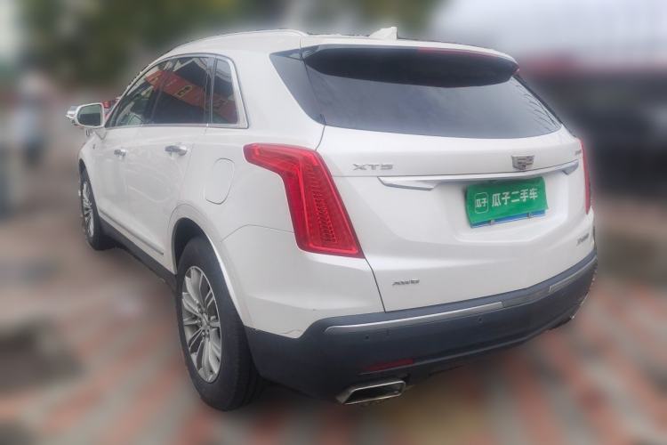 Used Cadillac XT5 2018 28T Four-Wheel Drive Luxury Model Rear Left 45 Deg