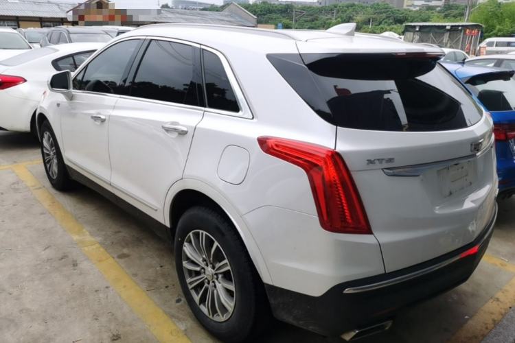 Used Cadillac XT5 2018 25T Luxury Model Rear Left 45 Deg
