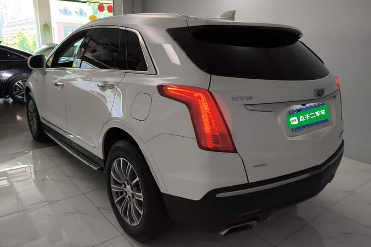 Used Cadillac XT5 2018 28T Four-Wheel Drive Luxury Model Rear Left 45 Deg