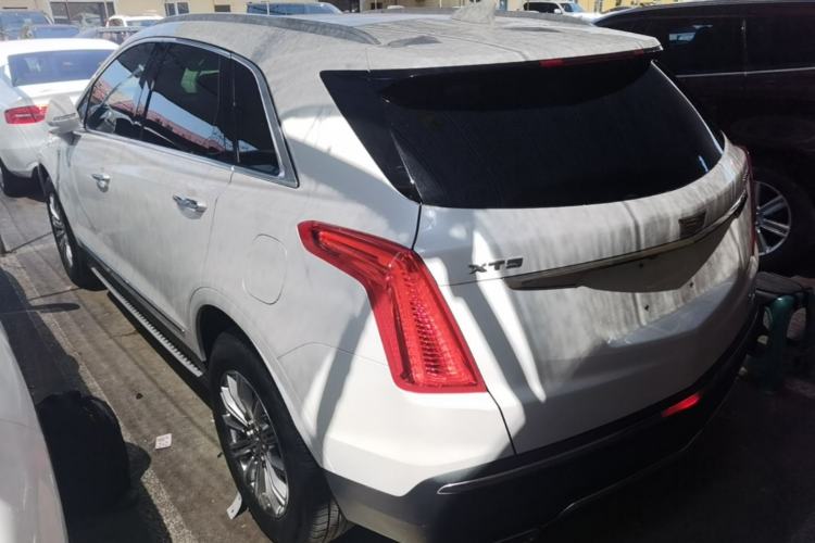 Used Cadillac XT5 2018 25T Luxury Model Rear Left 45 Deg