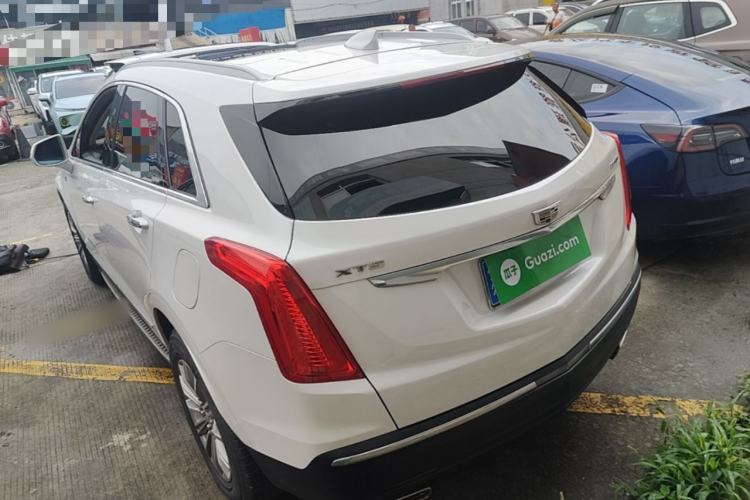 Used Cadillac XT5 2018 25T Luxury Model Rear Left 45 Deg