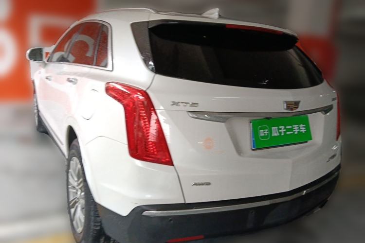 Used Cadillac XT5 2018 28T Four-Wheel Drive Luxury Model Rear Left 45 Deg