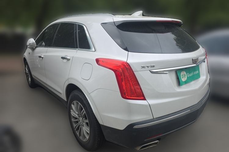 Used Cadillac XT5 2018 25T Tech Model Rear Left 45 Deg