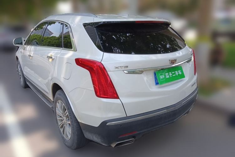 Used Cadillac XT5 2018 25T Luxury Model Rear Left 45 Deg