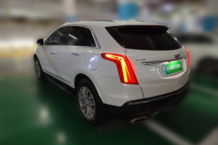 Used Cadillac XT5 2018 25T Luxury Model Rear Left 45 Deg