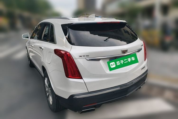 Used Cadillac XT5 2018 25T Luxury Model Rear Left 45 Deg