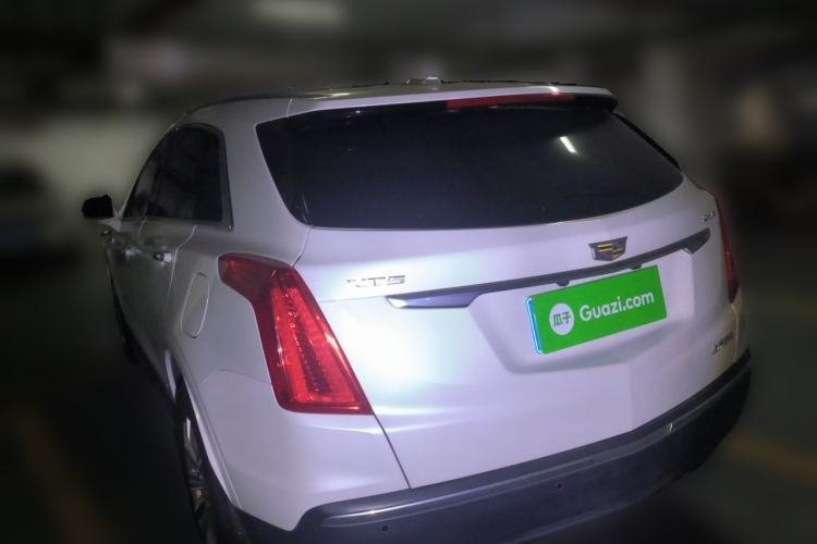 Used Cadillac XT5 2018 25T Luxury Model Rear Left 45 Deg