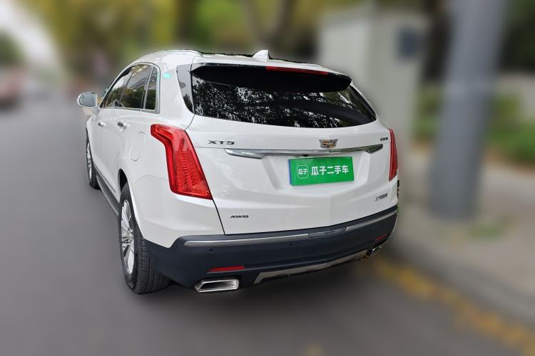 Used Cadillac XT5 2018 28T Four-Wheel Drive Luxury Model Rear Left 45 Deg