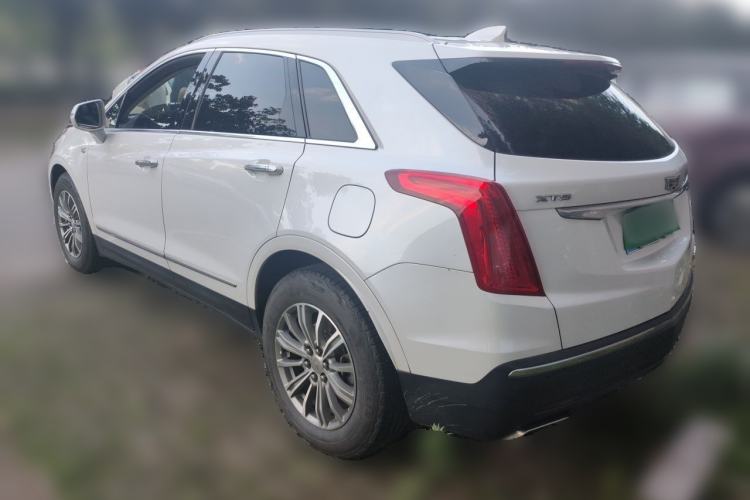 Used Cadillac XT5 2018 25T Luxury Model Rear Left 45 Deg