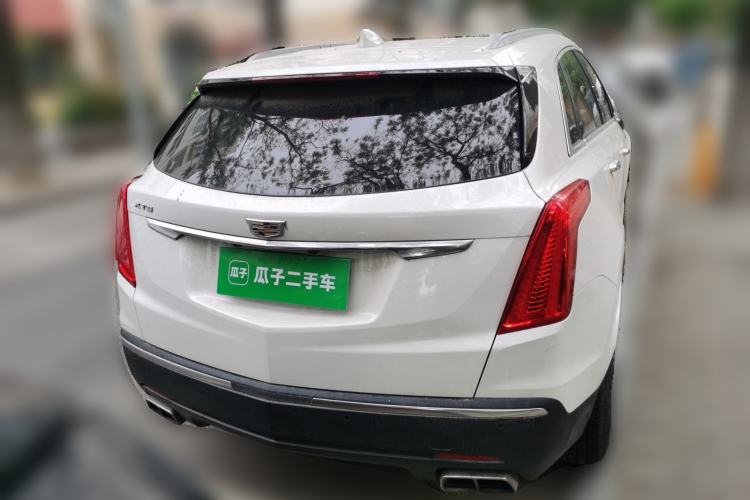 Used Cadillac XT5 2018 25T Luxury Model Rear