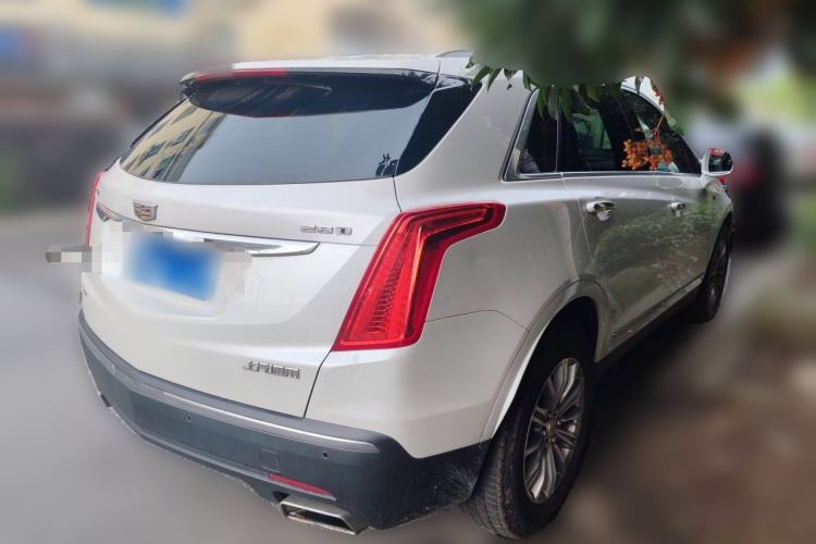Used Cadillac XT5 2018 28T Four-Wheel Drive Luxury Model Rear Right 45 Deg