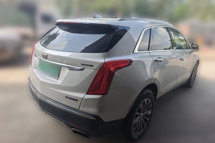 Used Cadillac XT5 2018 25T Luxury Model Rear Right 45 Deg