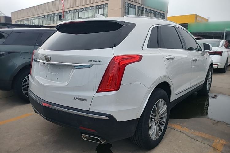 Used Cadillac XT5 2018 25T Luxury Model Rear Right 45 Deg