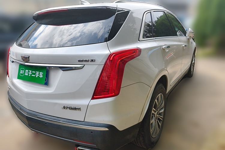 Used Cadillac XT5 2018 28T Four-Wheel Drive Luxury Model Rear Right 45 Deg