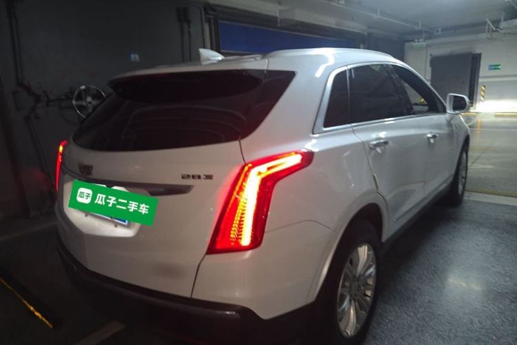 Used Cadillac XT5 2018 28E Four-Wheel Drive Tech Version Rear Right 45 Deg