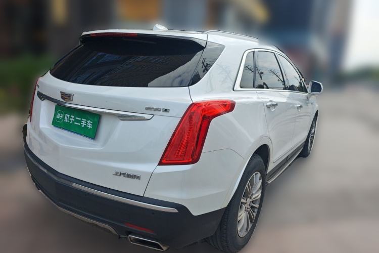 Used Cadillac XT5 2018 25T Luxury Model Rear Right 45 Deg
