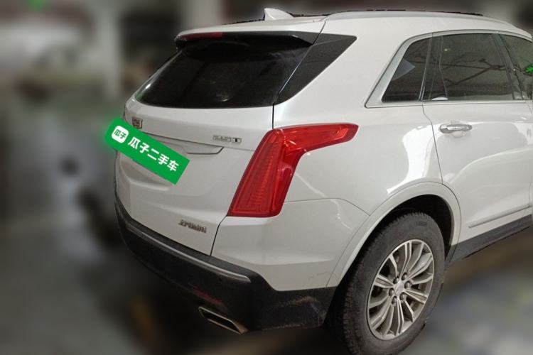 Used Cadillac XT5 2018 25T Luxury Model Rear Right 45 Deg