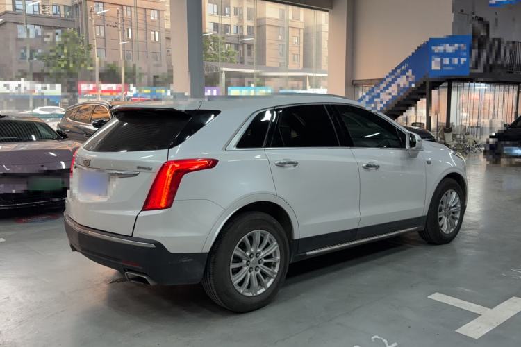Used Cadillac XT5 2018 28E Four-Wheel Drive Tech Version Rear Right 45 Deg