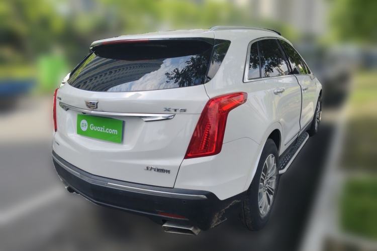 Used Cadillac XT5 2018 28T Four-Wheel Drive Luxury Model Rear Right 45 Deg