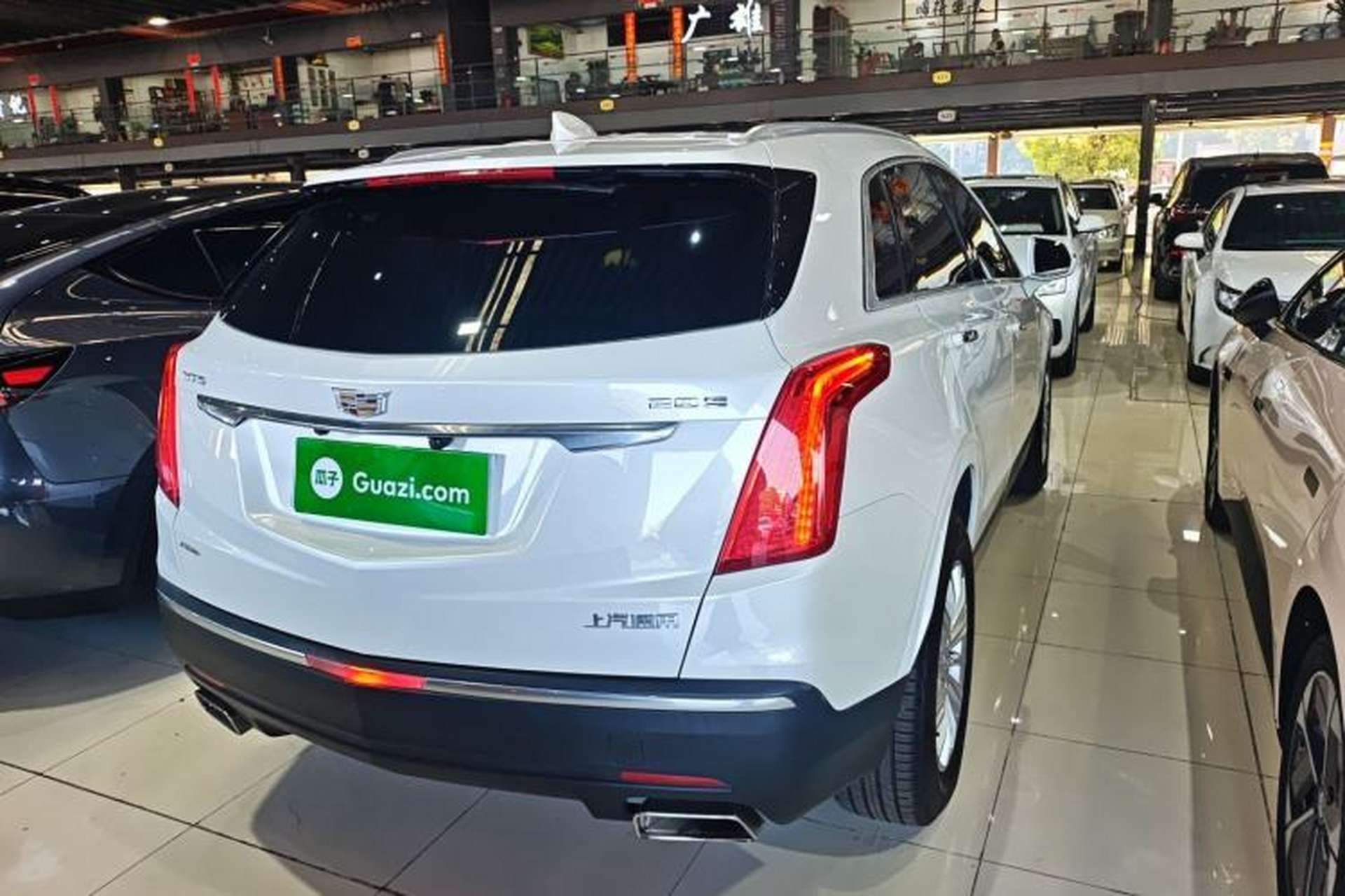 Used Cadillac XT5 2018 28E Four-Wheel Drive Tech Version Rear Right 45 Deg