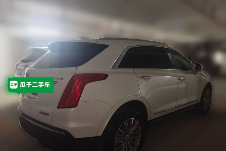 Used Cadillac XT5 2018 25T Luxury Model Rear Right 45 Deg