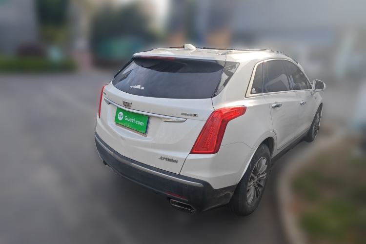 Used Cadillac XT5 2018 25T Luxury Model Rear Right 45 Deg