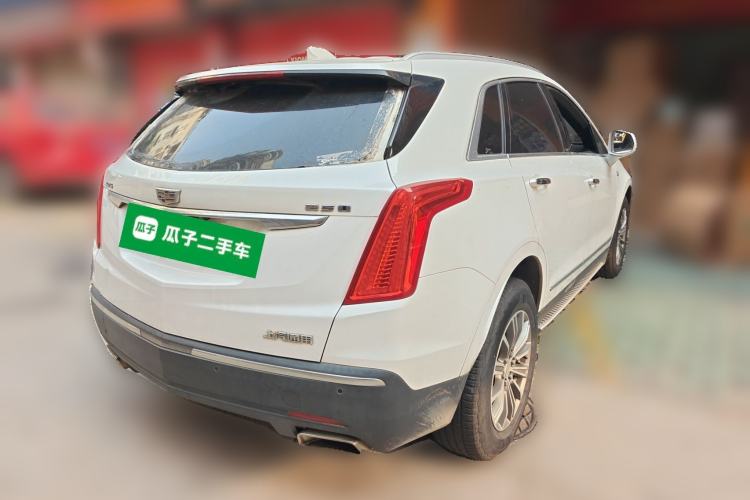 Used Cadillac XT5 2018 25T Luxury Model Rear Right 45 Deg